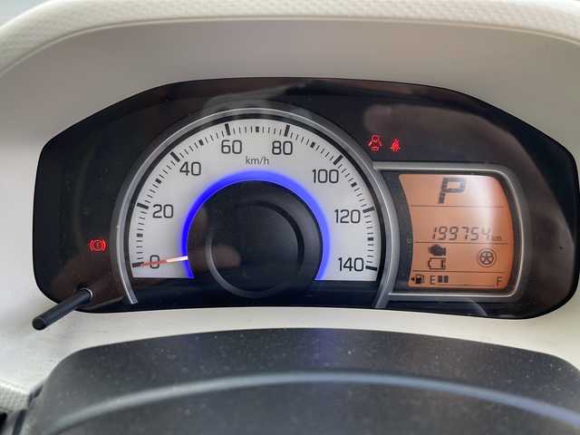 スズキ アルト X 鳥取県 2015(平27)年 20万km パール 4WD/レーダーブレーキサポート/スマートキー/プッシュスタート/ETC/AAC/CD/AUX/前席シートヒーター/社外AW/スタッドレス/ABS/横滑り防止装置/セキュリティアラーム/社外LEDヘッドライト/Wエアバック