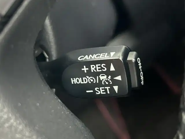 トヨタ ヴェルファイア Z Gエディション 熊本県 2019(令1)年 4.1万km ホワイトパールクリスタルシャイン 社外１１インチナビ（CD/DVD/Bluetooth/フルセグTV）/社外フリップダウンモニター/バックカメラ/ビルトインETC/レザーシート/前席シートヒーター＆ベンチレーション/前席パワーシート/電動テレスコ＆チルトステアリング/ステアリングヒーター/アドミレイションエアロ/電動パーキングブレーキ・ブレーキホールド/AC100V//トヨタセーフティセンス/・プリクラッシュセーフティ/・レーンディパーチャーアラート/・ロードサインアシスト/・レーダークルーズコントロール/・アダプティブハイビーム/・パーキングサポートブレーキ/純正アルミホイール