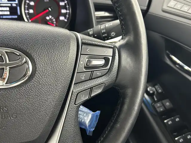 トヨタ ヴェルファイア Z Gエディション 熊本県 2019(令1)年 4.1万km ホワイトパールクリスタルシャイン 社外１１インチナビ（CD/DVD/Bluetooth/フルセグTV）/社外フリップダウンモニター/バックカメラ/ビルトインETC/レザーシート/前席シートヒーター＆ベンチレーション/前席パワーシート/電動テレスコ＆チルトステアリング/ステアリングヒーター/アドミレイションエアロ/電動パーキングブレーキ・ブレーキホールド/AC100V//トヨタセーフティセンス/・プリクラッシュセーフティ/・レーンディパーチャーアラート/・ロードサインアシスト/・レーダークルーズコントロール/・アダプティブハイビーム/・パーキングサポートブレーキ/純正アルミホイール