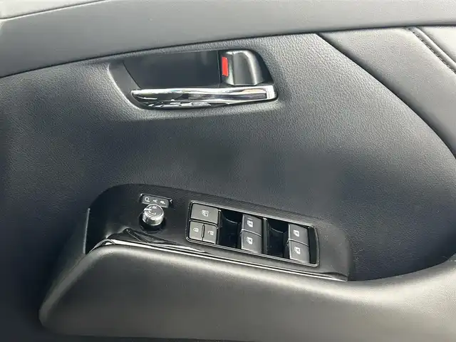 トヨタ ヴェルファイア Z Gエディション 熊本県 2019(令1)年 4.1万km ホワイトパールクリスタルシャイン 社外１１インチナビ（CD/DVD/Bluetooth/フルセグTV）/社外フリップダウンモニター/バックカメラ/ビルトインETC/レザーシート/前席シートヒーター＆ベンチレーション/前席パワーシート/電動テレスコ＆チルトステアリング/ステアリングヒーター/アドミレイションエアロ/電動パーキングブレーキ・ブレーキホールド/AC100V//トヨタセーフティセンス/・プリクラッシュセーフティ/・レーンディパーチャーアラート/・ロードサインアシスト/・レーダークルーズコントロール/・アダプティブハイビーム/・パーキングサポートブレーキ/純正アルミホイール