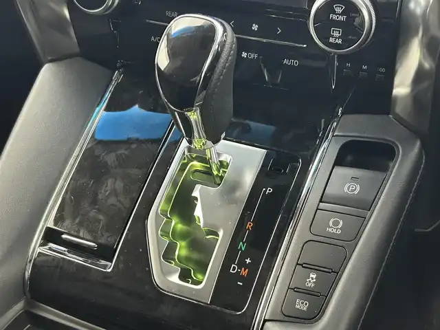 トヨタ ヴェルファイア Z Gエディション 熊本県 2019(令1)年 4.1万km ホワイトパールクリスタルシャイン 社外１１インチナビ（CD/DVD/Bluetooth/フルセグTV）/社外フリップダウンモニター/バックカメラ/ビルトインETC/レザーシート/前席シートヒーター＆ベンチレーション/前席パワーシート/電動テレスコ＆チルトステアリング/ステアリングヒーター/アドミレイションエアロ/電動パーキングブレーキ・ブレーキホールド/AC100V//トヨタセーフティセンス/・プリクラッシュセーフティ/・レーンディパーチャーアラート/・ロードサインアシスト/・レーダークルーズコントロール/・アダプティブハイビーム/・パーキングサポートブレーキ/純正アルミホイール