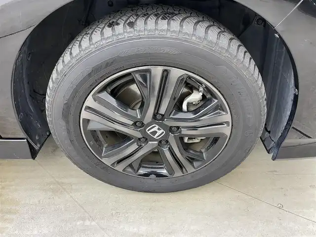 ホンダ ステップワゴン スパーダ ハイブリッドG EX HセンシングBスタイ 岡山県 2019(平31)年 7万km プレミアムスパークルブラックパール 純正１０インチナビ　/（CD/DVD/Bluetooth/フルセグ）/フリップダウンモニター　/衝突軽減ブレーキ　/両側電動スライド /アラウンドビューモニター /レーダークルーズコントロール /ビルトインETC /シートヒーター/LEDヘッドライト /オートハイビーム/ブラインドスポットモニター/プッシュスタート/USB接続/スマートキー/アイドリングストップ/ミュージックサーバー/ミュージックプレーヤー接続