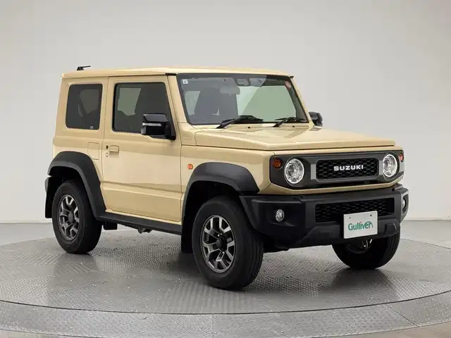 スズキ ジムニー シエラ JC 兵庫県 2019(平31)年 8.6万km シフォンアイボリーM 社外メモリナビ/（CD、DVD、SD、BT、フルセグTV）/ビルトインETC/前方ドライブレコーダー/4WD/シートヒーター/LKA/PCS/クルーズコントロール/バックカメラ/純正15インチアルミホイール/4WD/トランスファー/LEDヘッドライト/フォグライト/社外フロアマット/スマートキー×2本