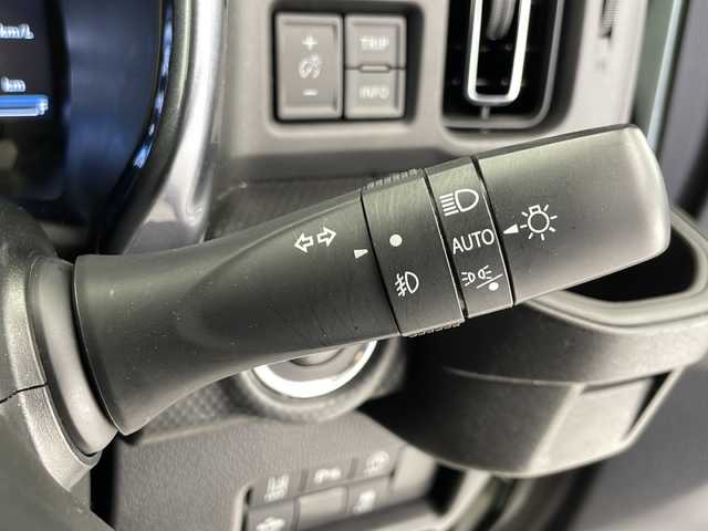 スズキ ハスラー Jスタイル 千葉県 2022(令4)年 3.3万km クールカーキパールメタリック/ホワイト2トーンルーフ 禁煙車/純正SDナビ（フルセグTV　CD DVD BT USB）/純正ドライブレコーダー/衝突軽減ブレーキ/レーンキープ/コーナーセンサー/シートヒーター/ルーフレール/ビルトインETC/LEDヘッドライト/LEDフォグライト/オートライト/オートハイビーム/ドアバイザー/アイドリングストップ/スマートキー/スペアキー