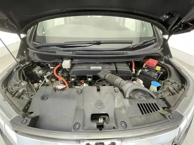 ホンダ ステップワゴン スパーダ ハイブリッド G ホンダセンシング 滋賀県 2018(平30)年 6.8万km プレミアムスパークルブラックパール 後期型/ハイブリッドモデル/純正大型9インチナビゲーション/純正フリップダウンモニター/CD/DVD/Bluetooth/フルセグTV/バックカメラ/両側電動スライドドア/アダプティブクルーズコントロール/レーダーブレーキサポート/レーンキープ/LEDヘッドライト/わくわくゲート/スマートキー/スペアキー/純正16インチアルミホイール/ETC/新車保証書