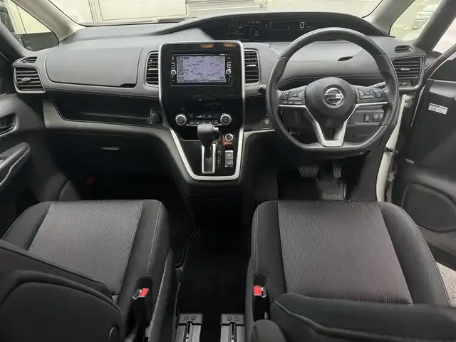 日産 セレナ ハイウェイスター プロパイロットED 三重県 2016(平28)年 9.4万km ブリリアントホワイトパール ワンオーナー/クルーズコントロール/　プロパイロット/プッシュスタート/両側パワースライドドア/スペアキーあり/ETC/エマージェンシーブレーキ/　車線逸脱警報/　踏み間違い衝突防止アシスト/　進入禁止標識検知/　フロントパックソナー/電動パーキングブレーキ/　オートブレーキホールド