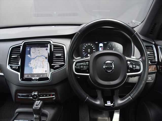 ボルボ ＸＣ９０ T6 AWD Rデザイン 和歌山県 2016(平28)年 6.7万km 黒 インテリSF /パノラマSR /黒革 /前席パワーシート/ACC /純正ナビ /フルセグ /Apple car play /全方位カメラ /シートヒーター /社外リヤモニター /DVDプレイヤー /電動バックドア /LEDヘッドライト /ドライブレコーダー /ETC