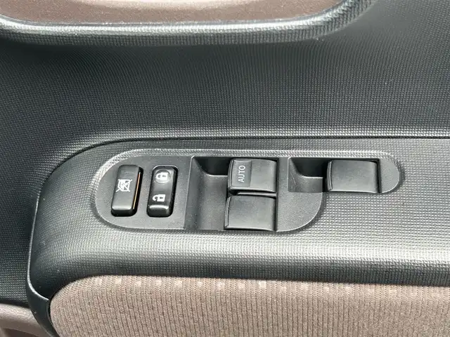 トヨタ スペイド F 東京都 2014(平26)年 3.4万km ホワイトパールクリスタルシャイン 純正メモリナビ/AM/FM/BT/フルセグ/『NSZT-W62G』/バックカメラ/片側パワースライドドア/スマートキー/プッシュスタート/横滑り防止装置/ETC/ドライブレコーダー前後/純正フロアマット/取扱説明書/保証書