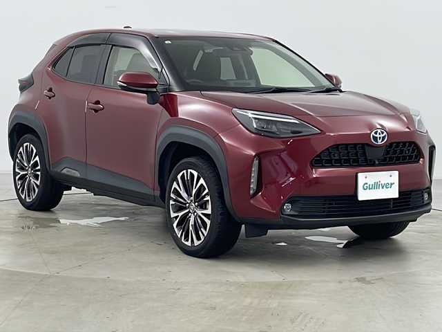 トヨタ ヤリスクロス ハイブリッド Z 道央・札幌 2021(令3)年 7.8万km センシュアルレッドマイカ ・4WD/・純正ディスプレイオーディオ&BT&USB&Miracast/・トヨタセーフティセンス/・レーントレーシングアシスト/・プリクラッシュセーフティ/・パーキングサポートブレーキ/・ロードサインアシスト/・レーダークルーズコントロール/・コーナーセンサー/・クリアランスソナー/・電動リアゲート/・全方位カメラ/・フロントカメラ/・サイドカメラ/・バックカメラ/・ドアミラーヒーター/・シートヒーター/・パワーシート/・ハーフレザーシート/・純正ドライブレコーダー/・純正フロアマット/・ビルトインETC/・オートマチックハイビーム/・オートライト/・LEDヘッドライト/・LEDフォグ/・革巻きステアリング/・ステアリングスイッチ/・スマートキー/・アイドリングストップ/・プッシュスタート/・横滑り防止/・純正18インチAW