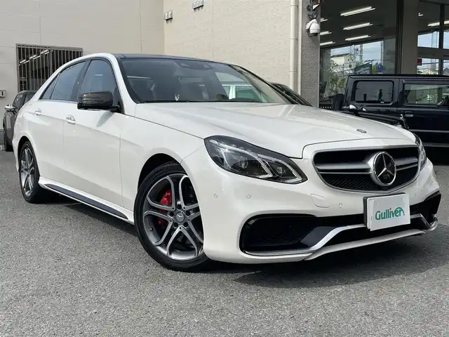メルセデス・ベンツ Ｅ４００ ハイブリッド アバンギャルド 和歌山県 2014(平26)年 7.7万km ダイヤモンドホワイト 純正ナビ（AM/FM.CD.DVD.BLUETOOTH.USB.ワンセグフルセグTV)/バックカメラ/フロントカメラ/全周囲カメラ/サンルーフ/スカイルーフ/アテンションアシスト/D/N席パワーシート/全席シートヒーター/ブラインドスポット/コーナーセンサー/プッシュスタート/ESP/レーンキープアシスト/純正フロアマット