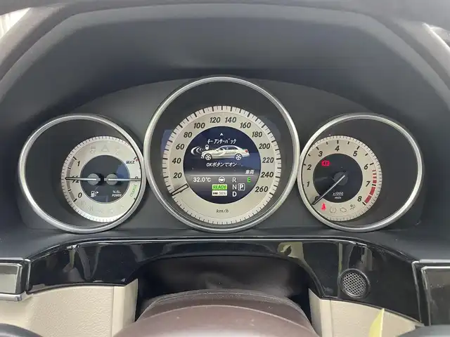 メルセデス・ベンツ Ｅ４００ ハイブリッド アバンギャルド 和歌山県 2014(平26)年 7.7万km ダイヤモンドホワイト 純正ナビ（AM/FM.CD.DVD.BLUETOOTH.USB.ワンセグフルセグTV)/バックカメラ/フロントカメラ/全周囲カメラ/サンルーフ/スカイルーフ/アテンションアシスト/D/N席パワーシート/全席シートヒーター/ブラインドスポット/コーナーセンサー/プッシュスタート/ESP/レーンキープアシスト/純正フロアマット