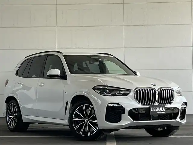 ＢＭＷ Ｘ５ xDrive 35d 山形県 2020(令2)年 3.9万km 白 純正ナビ/・Bluetooth/USB/・Apple CarPlay/Android Auto/・360°サラウンドビューモニター/・地デジTV/・ジェスチャーコントロール/ブラックレザーシート/シートヒーター（ALL）/アダプティブクルーズコントロール/インテリジェントセーフティ/レーンディパーチャーウォーニング/レーンチェンジアシスト/コードレスチャージャ/純正LEDヘッドライト/防舷ハイビームアシスト/コンフォートアクセス/ヘッドアップディスプレイ/レーンキープアシスト/ブラインドスポットアシスト/パーキングアシスト/・後退アシスト