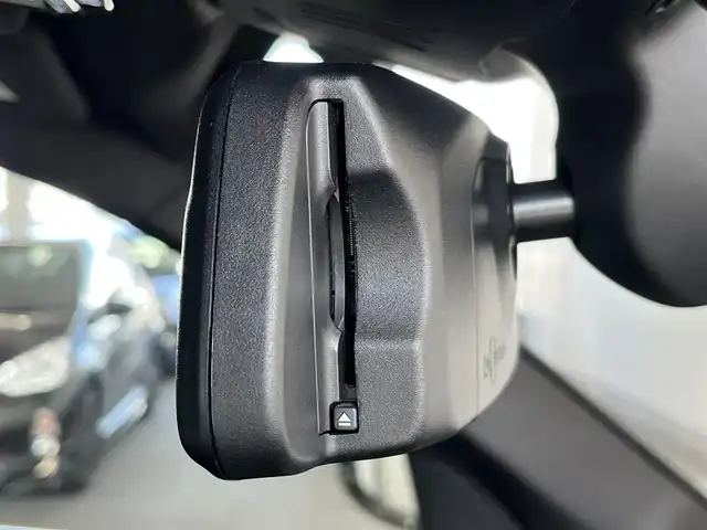 ＢＭＷ Ｘ５ xDrive 35d 山形県 2020(令2)年 3.9万km 白 純正ナビ/・Bluetooth/USB/・Apple CarPlay/Android Auto/・360°サラウンドビューモニター/・地デジTV/・ジェスチャーコントロール/ブラックレザーシート/シートヒーター（ALL）/アダプティブクルーズコントロール/インテリジェントセーフティ/レーンディパーチャーウォーニング/レーンチェンジアシスト/コードレスチャージャ/純正LEDヘッドライト/防舷ハイビームアシスト/コンフォートアクセス/ヘッドアップディスプレイ/レーンキープアシスト/ブラインドスポットアシスト/パーキングアシスト/・後退アシスト