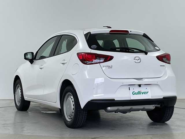 マツダ マツダ２ 15C 道央・札幌 2020(令2)年 5.5万km アークティックホワイト ・４WD/・スマートシティブレーキサポート/・レーンキープアシスト/・ブラインドスポットモニター/・社外ポータブルナビ/・ミラー型バックカメラ/・MTモード付AT/・オートライト/・横滑り防止装置/・コーナーセンサー/・スマートキー・スペアキー１本/・プッシュスタート/・アイドリングストップ/・ETC/・ABS