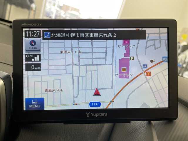 マツダ マツダ２ 15C 道央・札幌 2020(令2)年 5.5万km アークティックホワイト ・４WD/・スマートシティブレーキサポート/・レーンキープアシスト/・ブラインドスポットモニター/・社外ポータブルナビ/・ミラー型バックカメラ/・MTモード付AT/・オートライト/・横滑り防止装置/・コーナーセンサー/・スマートキー・スペアキー１本/・プッシュスタート/・アイドリングストップ/・ETC/・ABS