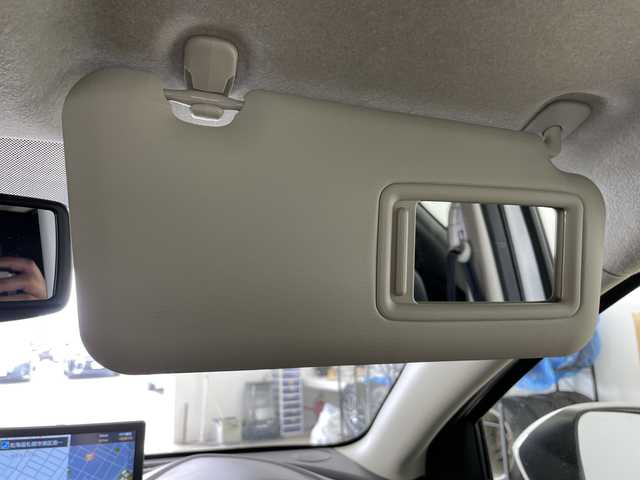 マツダ マツダ２ 15C 道央・札幌 2020(令2)年 5.5万km アークティックホワイト ・４WD/・スマートシティブレーキサポート/・レーンキープアシスト/・ブラインドスポットモニター/・社外ポータブルナビ/・ミラー型バックカメラ/・MTモード付AT/・オートライト/・横滑り防止装置/・コーナーセンサー/・スマートキー・スペアキー１本/・プッシュスタート/・アイドリングストップ/・ETC/・ABS