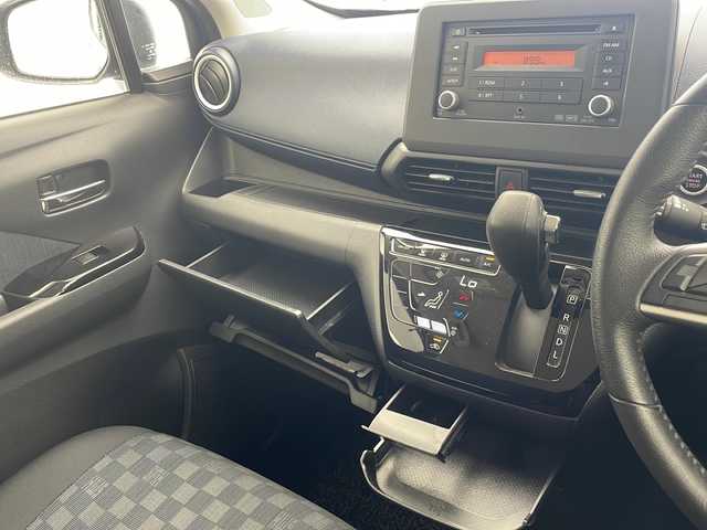日産 デイズ ハイウェイスターX 沖縄県 2019(令1)年 6.4万km オーシャンブルーP 純正オーディオ　/ＣＤ　/ＡＵＸ　/ＡＭ／ＦＭ　/バックカメラ　/電動格納ウィンカーミラー　/ＬＥＤライト　/スマートキー　/スペアーキー　/プッシュスタート　/ステアリングスイッチ　/ドアバイザー　/コーナーセンサー　/横滑り防止装置　