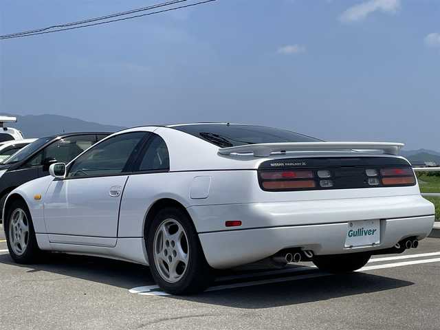 日産 フェアレディ Ｚ 300ZX 2／2 佐賀県 1998(平10)年 10.1万km 白 3.0L　V6ツインターボ/Tバールーフ設定/4輪マルチリンクサスペンション/パワーシート/純正16インチアルミホイール/純正MDオーディオ/純正リアスポイラー/純正フロアマット/クルーズコントロール/取扱説明書/保証書/記録簿/ETC