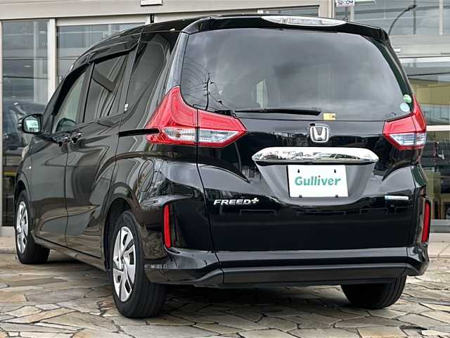 ホンダ フリード＋ ハイブリット G ホンダセンシング 静岡県 2018(平30)年 5.2万km プレミアムスパークルブラックパール 純正SDナビ/・CD/・DVD/・フルセグTV/・Bluetooth/・AM/・FM/主要装備/・ホンダセンシング/・衝突軽減/・レーンキープ/・追従クルコン/・両側パワスラ/・バックカメラ/・ETC/・ドラレコ前/・寒冷地仕様/・ステアリングリモコン/・LEDオートライト/・スマートキー/・プッシュスタート/・純正フロアマット