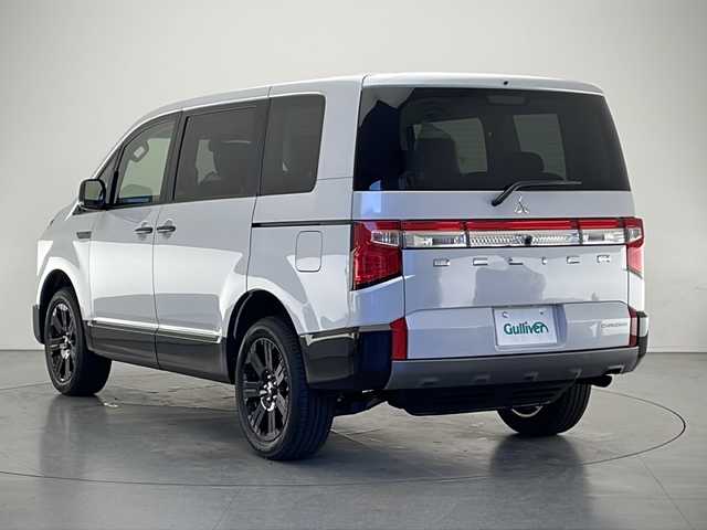 三菱 デリカＤ：５ シャモニー 長野県 2025(令7)年 0.1千km 白Ⅱ 4WD/届出済未使用車/メーカーOP ALPINE11型ナビ/メーカーOP ALPINE12.1型後席モニター/アダプティブクルーズコントロール/レーンキープアシスト/車線逸脱警報/衝突軽減ブレーキ/ブラインドスポットモニター/アイドリングストップ/両側パワースライドドア/パワーバックドア/ハーフレザーシート/前席シートヒーター/運転席パワーシート/ステアリングスイッチ/ステアリングヒーター/パドルシフト/全方位カメラ/LEDヘッドライト/オートライト/オートマチックハイビーム/電動格納ミラー/ウィンカーミラー/電動ホールド/オートホールド/純正18インチAW装着/プッシュスタート/スマートキー/スペアキー1本/取扱説明書/新車保証書