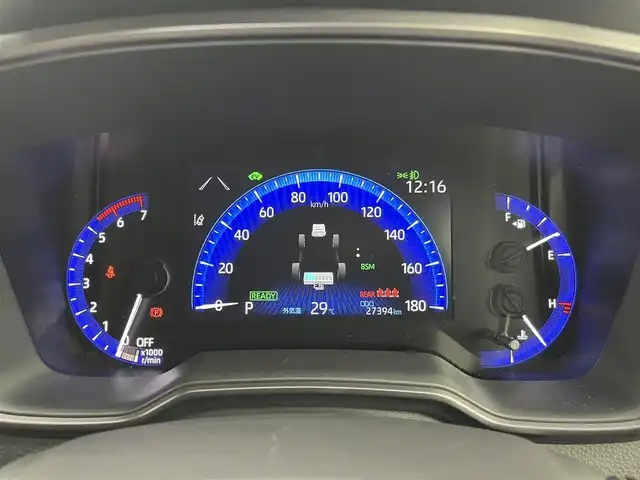 トヨタ カローラツーリング ハイブリッド ダブルバイビー 愛知県 2021(令3)年 2.8万km スパークリングブラックパールクリスタルシャイン 純正9インチディスプレオーディオ/・フルセグテレビ/・Bluetooth接続/・AM/FMラジオ/・USB入力端子/・交通情報/・Miracast/シートヒーター/ステアリングヒーター/バックカメラ/スマートキー/プッシュスタート/ETC2.0/ドライブレコーダー/Toyota Safty Sense/・プリクラッシュセーフティ/・レーントレーシングアシスト/・レーダークルーズコントロール(全車速追従機能付)/・オートマチックハイビーム/・ロードサインアシスト/インテリジェントクリアランスソナー/車両接近通報装置/先行車発進告知機能/純正17インチアルミホイール/