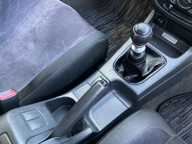 スバル インプレッサ ＷＲＸ S202 STiバージョン 長崎県 2002(平14)年 12.2万km ピュアホワイト 登録時122009km/400台限定車/S202　046/400/社外ナビ/Bluetoothaudio/TV/DVD/6MT/ターボタイマー/STI17インチアルミホイール/HKS車高調/HKSマフラー/bremboキャリパー/タワーバー
