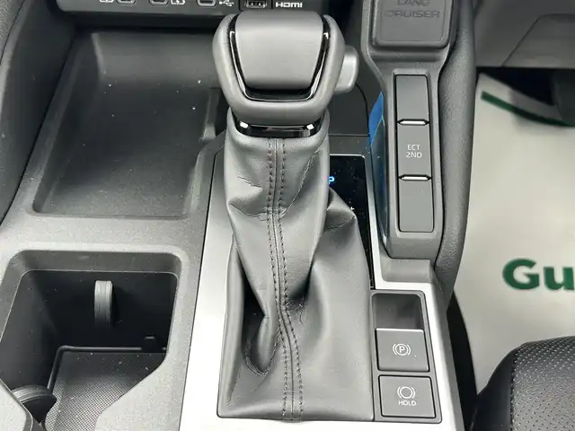 トヨタ ランドクルーザー ２５０ VX 兵庫県 2024(令6)年 0.1万km プラチナホワイトパールマイカ 純正12.3インチDAナビ/BTオーディオ/フルセグテレビ/全方位カメラ/ETC2.0/デジタルインナーミラー/モデリスタパッケージ/ルーフレール/純正18インチAW/LEDヘッドライト/オートマチックハイビーム/パワーバックドア/パワーシート