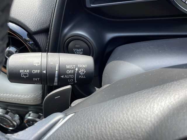 マツダ ＣＸ－３ 15S スーパー エッジー 静岡県 2022(令4)年 2.2万km ベージュⅡ 色番号：48S/プラチナクォーツメタリック【ブラックキャビン】/マツダコネクトナビ/地デジTV/純正CD/DVD/Bluetooth/バック/全周囲カメラ/スマートブレーキサポート/レーダークルーズコントロール/ヘッドアップディスプレイ/ブラインドスポットモニター/ハーフレザーシート/シートヒーター/ステアリングヒーター/純正18インチAW/スマートキー