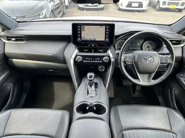 トヨタ ハリアー G 静岡県 2020(令2)年 4万km ホワイトパールクリスタルシャイン ワンオーナー/純正ナビ（BLUETOOTH/AUX)/Bカメラ/電動リアゲート/デジタルインナーミラー/レーダークルーズコントロール/ETC/LEDヘッドライト/オートライト/オートマチックハイビーム/ハーフレザーシート/D席パワーシート/純正18インチAW/USB入力端子/SOSコール/BSM/横滑り防止装置/コーナーセンサー/レーンキープアシスト/盗難防止装置/衝突軽減システム/スマートキー/スペアキー１/保証証/取扱説明書