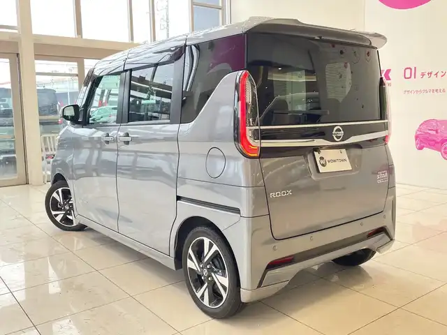 日産 ルークス HWS X プロパイロットED 埼玉県 2023(令5)年 1.6万km チタニウムグレーメタリック エマージェンシーブレーキ/プロパイロット/純正9インチメモリナビ/　Bluetooth/フルセグTV/HDMI/アラウンドビューモニター、バックカメラ、フロントカメラ、サイドカメラ/両側パワースライドドア/レーダークルーズコントロール/LEDヘッドライト/純正15インチアルミホイール/アイドリングストップ/ビルトインETC