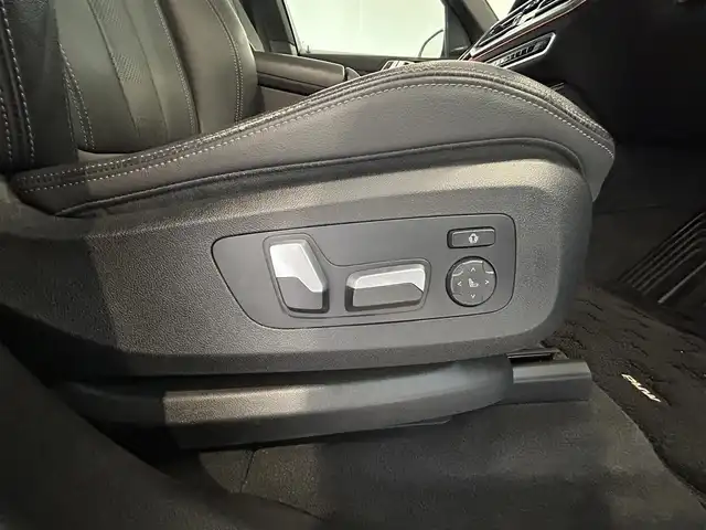 ＢＭＷ ＢＭＷ Ｘ５ xDrive 35d プレジャー3ED 熊本県 2021(令3)年 2.3万km 白 プレジャー3エディション/・純正エアサスペンションシステム/・純正21インチアロイアルミホイール/・ヘッドアップディスプレイ/・ブラックフルレザーシート/シートヒーター/パワーシート/パノラマサンルーフ/純正HDDナビ/AppleCarPlay/Bluetooth/USB/フルセグテレビ/ハーマンカードンサラウンドシステム/360°カメラ/コーナーセンサー/パーキングアシスト/Aクルーズコントロール/ワイヤレス充電/パワートランクドア/ETC2.0/インテリジェントセーフティー/ブレーキアシスト/ブラインドスポットモニター/コンフォートアクセス/LEDヘッドライト/LEDフォグライト/オートマチックハイビーム