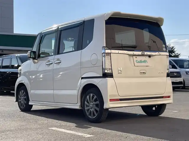 ホンダ Ｎ ＢＯＸ カスタム G SSパッケージ 東京都 2014(平26)年 10.6万km プレミアムホワイトパール カロツェリアナビ/＜フルセグ/SD/CD/DVD/BT＞/両側パワースライドドア/ＥＣＯＮ/あんしんパッケージ/＜シティブレーキアクティブシステム/前席用i-サイドエアバックシステム/サイドカーテンエアバックシステム＞/プラズマクラスター搭載ＡＡＣ/アレルクリーンシート/純正フロアマット/ドアバイザー/純正フルエアロ/プッシュスタート/横滑り制御機能/キセノンヘッドライト/フロントフォグランプ