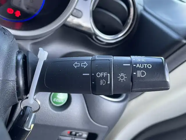 ホンダ Ｎ ＢＯＸ カスタム G SSパッケージ 東京都 2014(平26)年 10.6万km プレミアムホワイトパール カロツェリアナビ/＜フルセグ/SD/CD/DVD/BT＞/両側パワースライドドア/ＥＣＯＮ/あんしんパッケージ/＜シティブレーキアクティブシステム/前席用i-サイドエアバックシステム/サイドカーテンエアバックシステム＞/プラズマクラスター搭載ＡＡＣ/アレルクリーンシート/純正フロアマット/ドアバイザー/純正フルエアロ/プッシュスタート/横滑り制御機能/キセノンヘッドライト/フロントフォグランプ