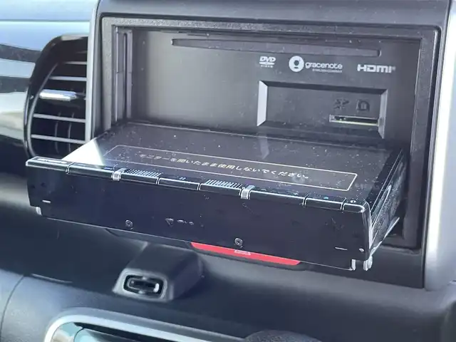 ホンダ Ｎ ＢＯＸ カスタム G SSパッケージ 東京都 2014(平26)年 10.6万km プレミアムホワイトパール カロツェリアナビ/＜フルセグ/SD/CD/DVD/BT＞/両側パワースライドドア/ＥＣＯＮ/あんしんパッケージ/＜シティブレーキアクティブシステム/前席用i-サイドエアバックシステム/サイドカーテンエアバックシステム＞/プラズマクラスター搭載ＡＡＣ/アレルクリーンシート/純正フロアマット/ドアバイザー/純正フルエアロ/プッシュスタート/横滑り制御機能/キセノンヘッドライト/フロントフォグランプ