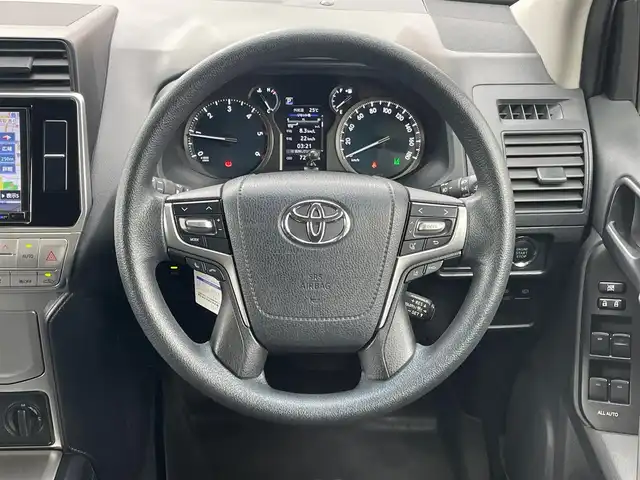トヨタ ランドクルーザー プラド TX 愛知県 2019(平31)年 7.3万km ホワイトパールクリスタルシャイン /当店買取/禁煙/1オーナー/ディーゼル/ターボ/7人乗//社外ナビMDV-S706L//フルセグTV/CD/DVD/SD/ Bluetooth/USB/ipod//バックカメラ//PCS/LDA/レーダークルーズコントロール//カーテンエアバック//LEDヘッド/Aライト/AHB/LEDフォグ//ドラレコ/ETC//保証書/取説/スペアキー