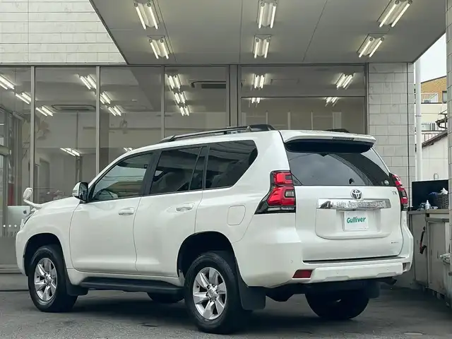 トヨタ ランドクルーザー プラド TX 愛知県 2019(平31)年 7.3万km ホワイトパールクリスタルシャイン /当店買取/禁煙/1オーナー/ディーゼル/ターボ/7人乗//社外ナビMDV-S706L//フルセグTV/CD/DVD/SD/ Bluetooth/USB/ipod//バックカメラ//PCS/LDA/レーダークルーズコントロール//カーテンエアバック//LEDヘッド/Aライト/AHB/LEDフォグ//ドラレコ/ETC//保証書/取説/スペアキー