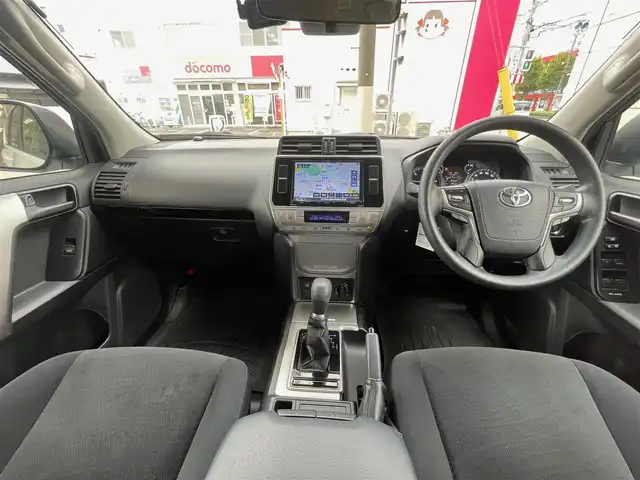 トヨタ ランドクルーザー プラド TX 愛知県 2019(平31)年 7.3万km ホワイトパールクリスタルシャイン /当店買取/禁煙/1オーナー/ディーゼル/ターボ/7人乗//社外ナビMDV-S706L//フルセグTV/CD/DVD/SD/ Bluetooth/USB/ipod//バックカメラ//PCS/LDA/レーダークルーズコントロール//カーテンエアバック//LEDヘッド/Aライト/AHB/LEDフォグ//ドラレコ/ETC//保証書/取説/スペアキー