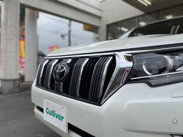 トヨタ ランドクルーザー プラド TX 愛知県 2019(平31)年 7.3万km ホワイトパールクリスタルシャイン /当店買取/禁煙/1オーナー/ディーゼル/ターボ/7人乗//社外ナビMDV-S706L//フルセグTV/CD/DVD/SD/ Bluetooth/USB/ipod//バックカメラ//PCS/LDA/レーダークルーズコントロール//カーテンエアバック//LEDヘッド/Aライト/AHB/LEDフォグ//ドラレコ/ETC//保証書/取説/スペアキー