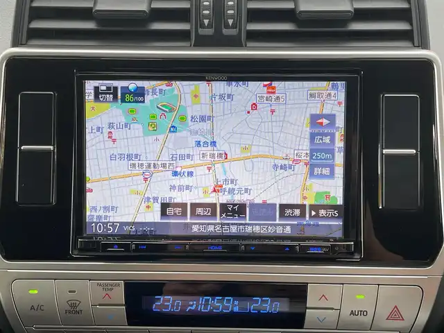 トヨタ ランドクルーザー プラド TX 愛知県 2019(平31)年 7.3万km ホワイトパールクリスタルシャイン /当店買取/禁煙/1オーナー/ディーゼル/ターボ/7人乗//社外ナビMDV-S706L//フルセグTV/CD/DVD/SD/ Bluetooth/USB/ipod//バックカメラ//PCS/LDA/レーダークルーズコントロール//カーテンエアバック//LEDヘッド/Aライト/AHB/LEDフォグ//ドラレコ/ETC//保証書/取説/スペアキー