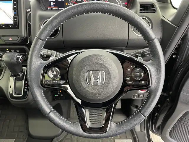 ホンダ Ｎ ＢＯＸ カスタム EX ターボ 富山県 2023(令5)年 3.3万km クリスタルブラックパール 純正ナビ（AM/FM/DVD/BT/USB/フルセグ）/バックカメラ/ドライブレコーダー/ETC/ハーフレザーシート/シートヒーター/衝突被害軽減システム/レーダークルーズコントロール/レーンキープアシスト/横滑り防止装置/純正アルミホイール/純正ゴムマット/オートLEDライト/オートホールド付電子パーキング/革巻きステアリング/ステアリングスイッチ/パドルシフト/スマートキー