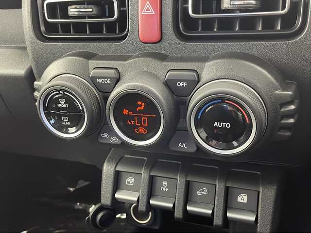 スズキ ジムニー ノマド FC 千葉県 2025(令7)年 0.1万km 黒 スズキセーフティサポート/レーダークルーズコントロール/レーンキープアシスト/衝突軽減ブレーキ/クリアランスソナー/ダウンヒルアシスト/前席シートヒーター/ヒーテッドミラー/LEDライト/フォグランプ/バックカメラ/４WD/スタートボタン/スマートキー