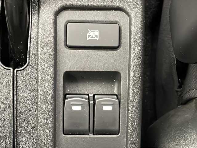 スズキ ジムニー ノマド FC 千葉県 2025(令7)年 0.1万km 黒 スズキセーフティサポート/レーダークルーズコントロール/レーンキープアシスト/衝突軽減ブレーキ/クリアランスソナー/ダウンヒルアシスト/前席シートヒーター/ヒーテッドミラー/LEDライト/フォグランプ/バックカメラ/４WD/スタートボタン/スマートキー