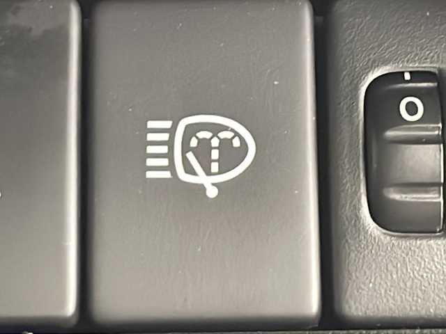 スズキ ジムニー ノマド FC 千葉県 2025(令7)年 0.1万km 黒 スズキセーフティサポート/レーダークルーズコントロール/レーンキープアシスト/衝突軽減ブレーキ/クリアランスソナー/ダウンヒルアシスト/前席シートヒーター/ヒーテッドミラー/LEDライト/フォグランプ/バックカメラ/４WD/スタートボタン/スマートキー