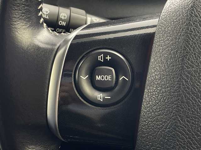 トヨタ シエンタ ハイブリッド G 岐阜県 2016(平28)年 6.4万km ホワイトパールクリスタルシャイン 純正7インチナビ/　(AM/FM/CD/DVD/フルセグTV/Bluetooth)/バックカメラ/トヨタセーフティセンス/プリクラッシュセーフティ/レーンディパーチャーアラート/オートハイビーム/LEDヘッドライト/シートヒーター/革巻きステアリング/両側パワースライドドア/純正フロアマット/ETC