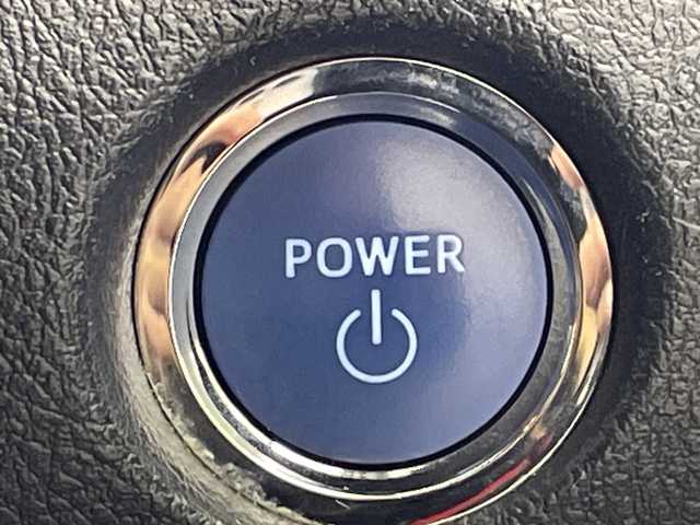 トヨタ シエンタ ハイブリッド G 岐阜県 2016(平28)年 6.4万km ホワイトパールクリスタルシャイン 純正7インチナビ/　(AM/FM/CD/DVD/フルセグTV/Bluetooth)/バックカメラ/トヨタセーフティセンス/プリクラッシュセーフティ/レーンディパーチャーアラート/オートハイビーム/LEDヘッドライト/シートヒーター/革巻きステアリング/両側パワースライドドア/純正フロアマット/ETC