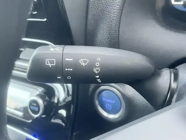 トヨタ アクア X 島根県 2022(令4)年 5.6万km ブラックマイカ 純正メモリナビ　/Bluetooth接続　/バックカメラ　/ビルトインETC　/クルーズコントロール　/アイドリングストップ　/衝突軽減ブレーキ　/レーンキープアシスト/オートハイビーム／ライト　/スマートキー　/プッシュスタート　/純正LEDヘッドライト/純正フロアマット/保証書・取扱説明書（本体＋ナビ）