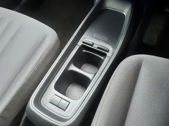 トヨタ アクア X 島根県 2022(令4)年 5.6万km ブラックマイカ 純正メモリナビ　/Bluetooth接続　/バックカメラ　/ビルトインETC　/クルーズコントロール　/アイドリングストップ　/衝突軽減ブレーキ　/レーンキープアシスト/オートハイビーム／ライト　/スマートキー　/プッシュスタート　/純正LEDヘッドライト/純正フロアマット/保証書・取扱説明書（本体＋ナビ）