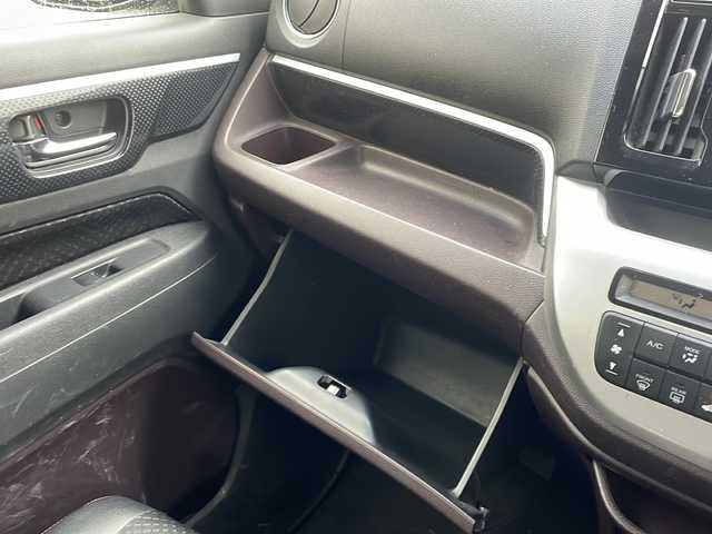 ホンダ Ｎ ＷＧＮ カスタム G Aパッケージ 新潟県 2014(平26)年 6.4万km スマートブラック 社外ナビ（ワンセグ）/バックカメラ/ハーフレザー/クルーズコントロール/純正14インチアルミホイール/HIDヘッドライト/ステアリングスイッチ/純正フロアマット/オートライト/オートエアコン/冬タイヤ積載/スペアキー×1/電動格納ミラー/ドアバイザー/保証書/取扱説明書