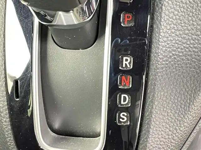 ホンダ Ｎ ＢＯＸ カスタム G L ターボ ホンダセンシング 千葉県 2020(令2)年 3.7万km ブリリアントスポーティブルーメタリック2トーン 禁煙車/Honda SENSING/・衝突軽減ブレーキ/・誤発進抑制機能/・路外逸脱抑制機能/・車線維持支援システム/・アダプティブクルーズコントロール/両側パワースライドドア/社外8インチナビ/CD/DVD/Bluetooth/フルセグTV/バックカメラ/レーダークルーズコントロール/LEDオートライト/ハーフレザーシート/シートヒーター/純正15インチアルミホイール/純正フロアマット/パドルシフト/アイドリングストップ/オートエアコン/USBポート/プッシュスタート/スマートキー