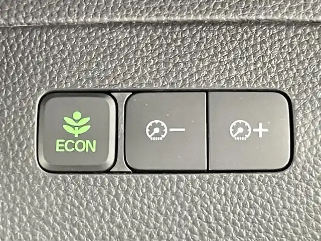 ホンダ Ｎ ＢＯＸ カスタム G L ターボ ホンダセンシング 千葉県 2020(令2)年 3.7万km ブリリアントスポーティブルーメタリック2トーン 禁煙車/Honda SENSING/・衝突軽減ブレーキ/・誤発進抑制機能/・路外逸脱抑制機能/・車線維持支援システム/・アダプティブクルーズコントロール/両側パワースライドドア/社外8インチナビ/CD/DVD/Bluetooth/フルセグTV/バックカメラ/レーダークルーズコントロール/LEDオートライト/ハーフレザーシート/シートヒーター/純正15インチアルミホイール/純正フロアマット/パドルシフト/アイドリングストップ/オートエアコン/USBポート/プッシュスタート/スマートキー